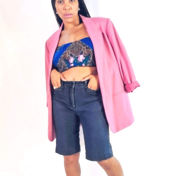 Bermuda Shorts - Picture 1 of 5